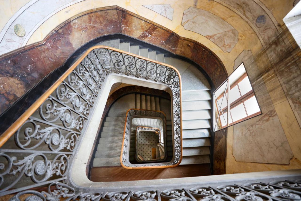 Escalier D'Or Conciergeriedamecarcas Apartment Carcassone Exterior photo